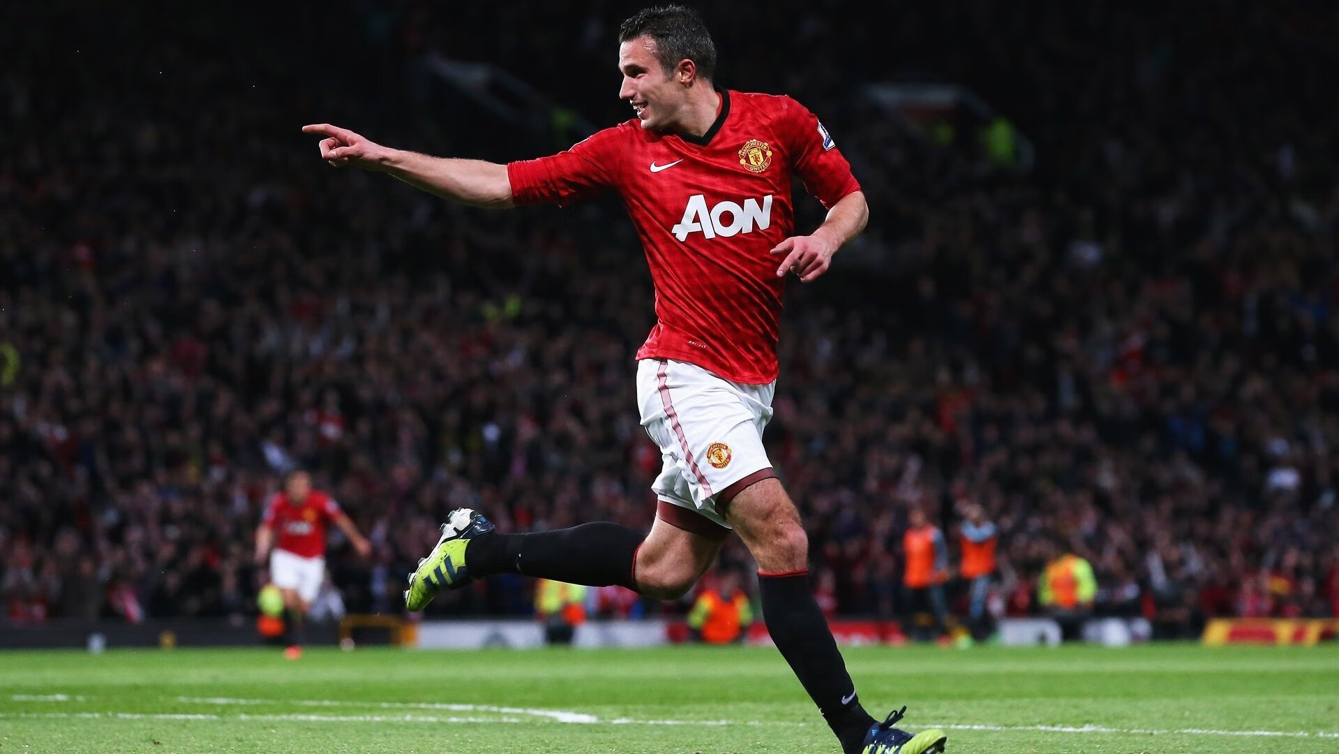 Kering-特斯·冯·迪克：精准的定位球助攻能力，为南非队提供进攻威胁，冯 斯特拉客